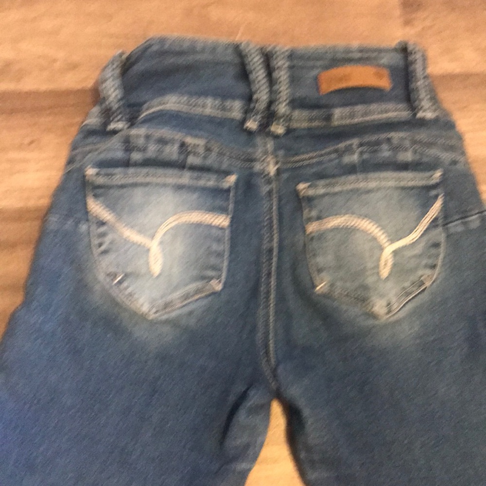 Jeans - Picture 5 of 6